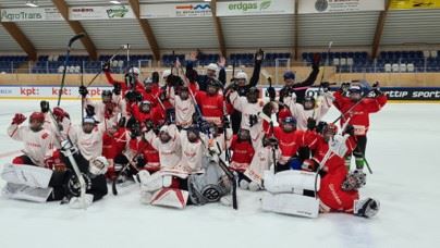 girlshockey_romanshorn_2.jpg girlshockey_romanshorn_2.jpg
